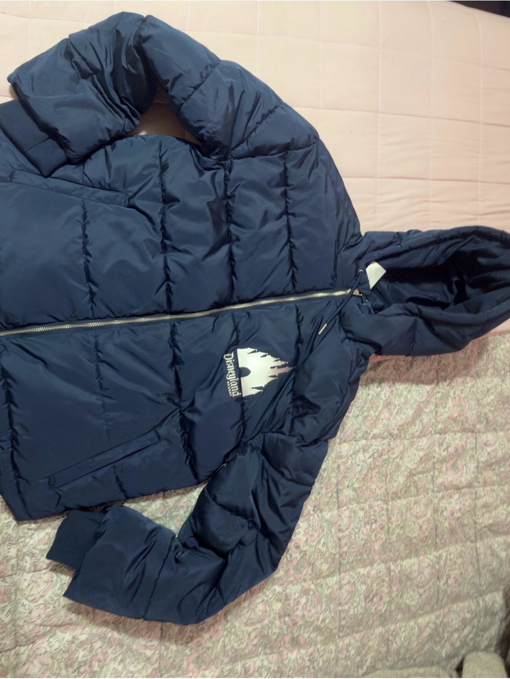 New XS Disneyland Navy Hooded Puffer Jacket with Castle Logo